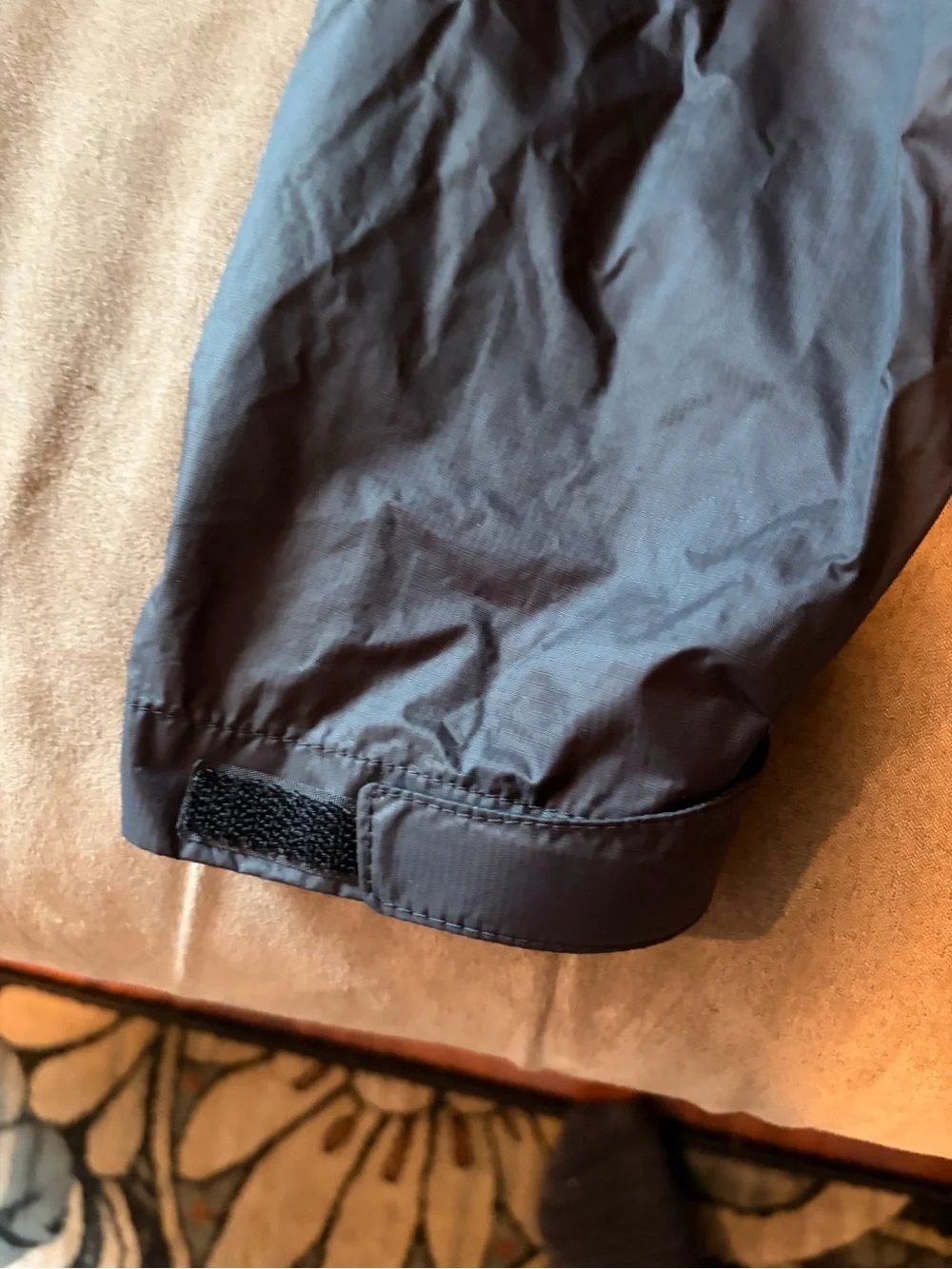 The North Face Men’s Venture 2 Hooded Rain Jacket - size Medium